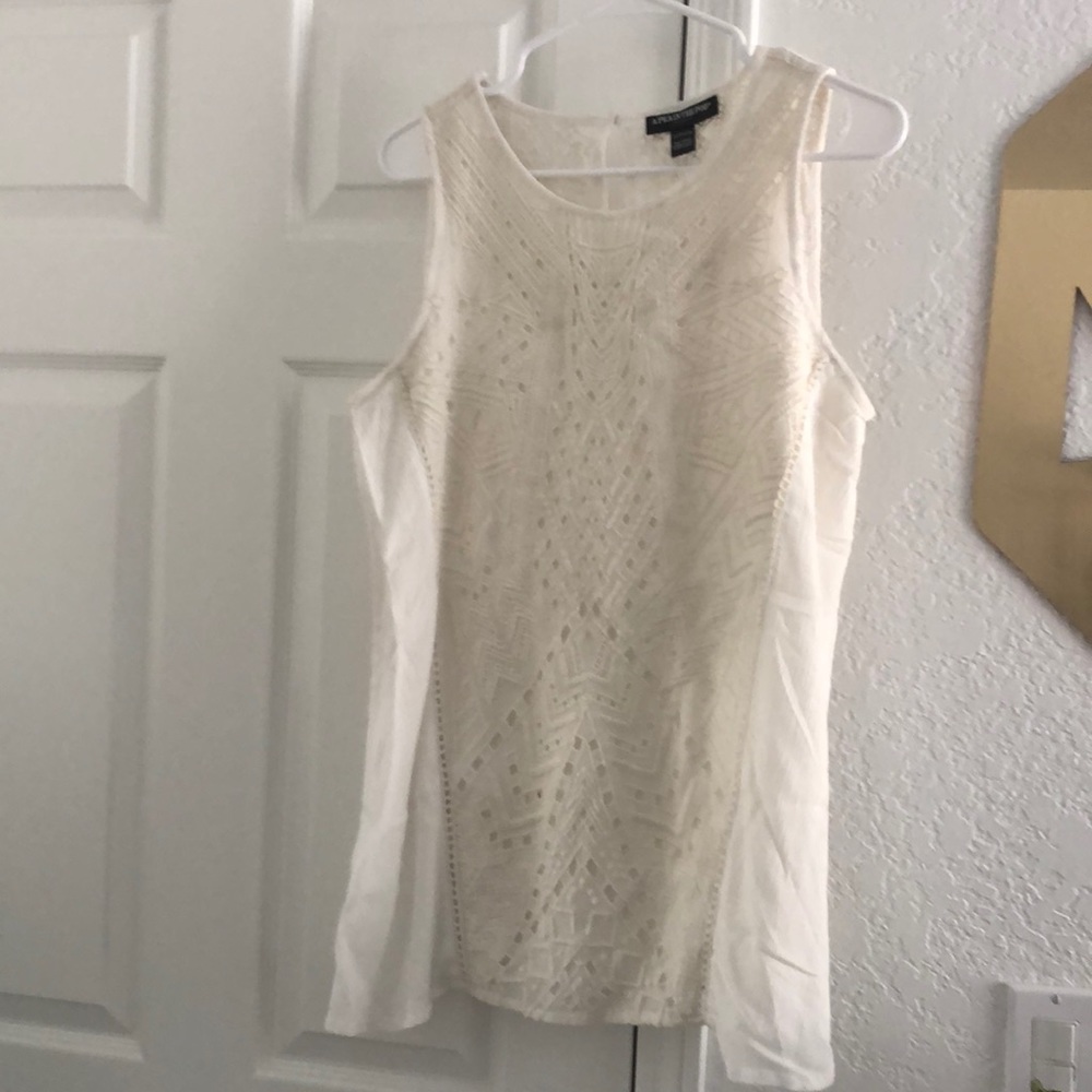 Pea in the pod maternity top